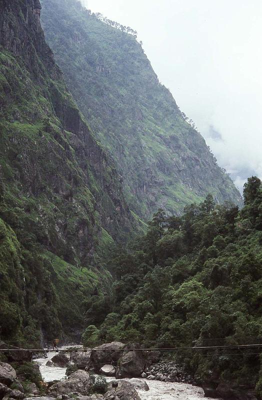 WT 1000 150-18 Nepal.jpg